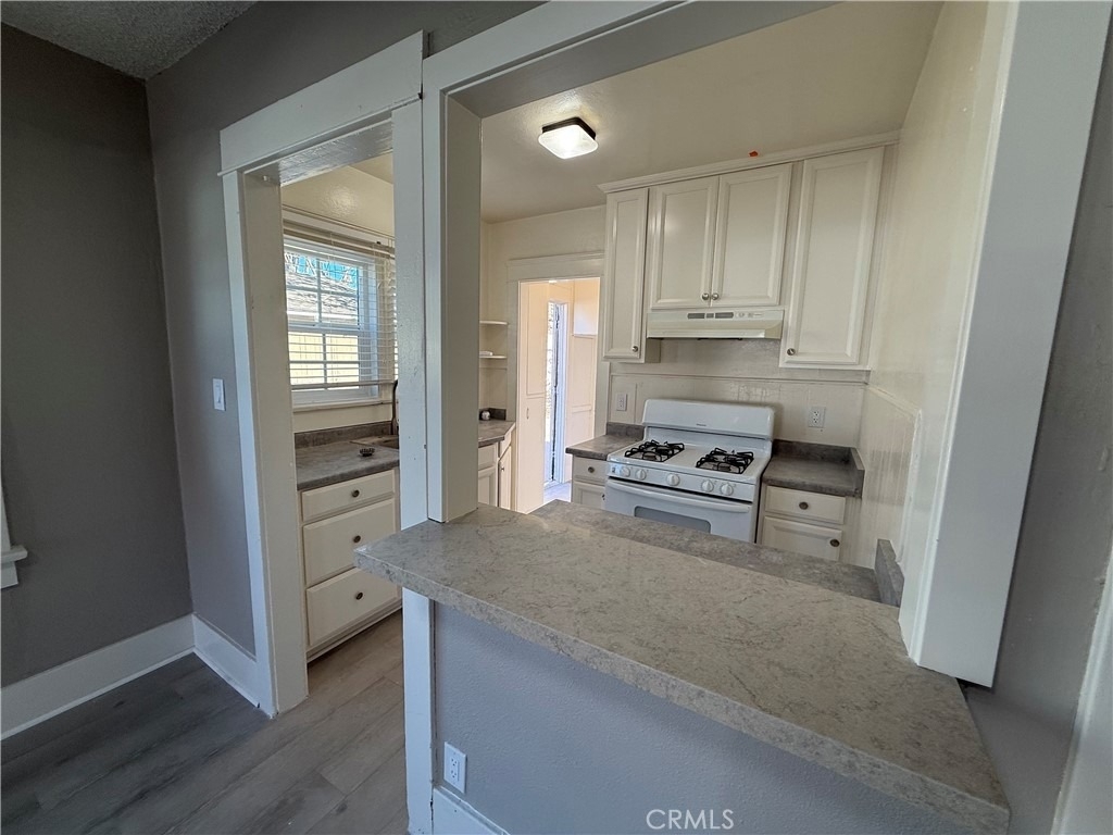 4152 Locust Street - Photo 4