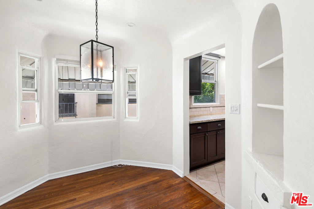 119 N Orange Drive - Photo 10