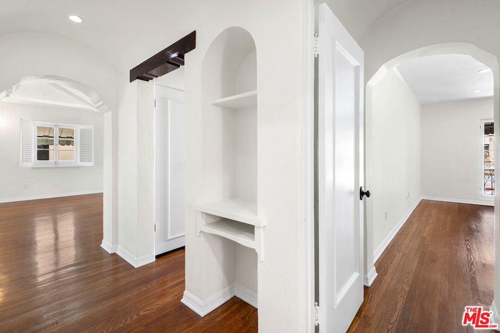 119 N Orange Drive - Photo 16