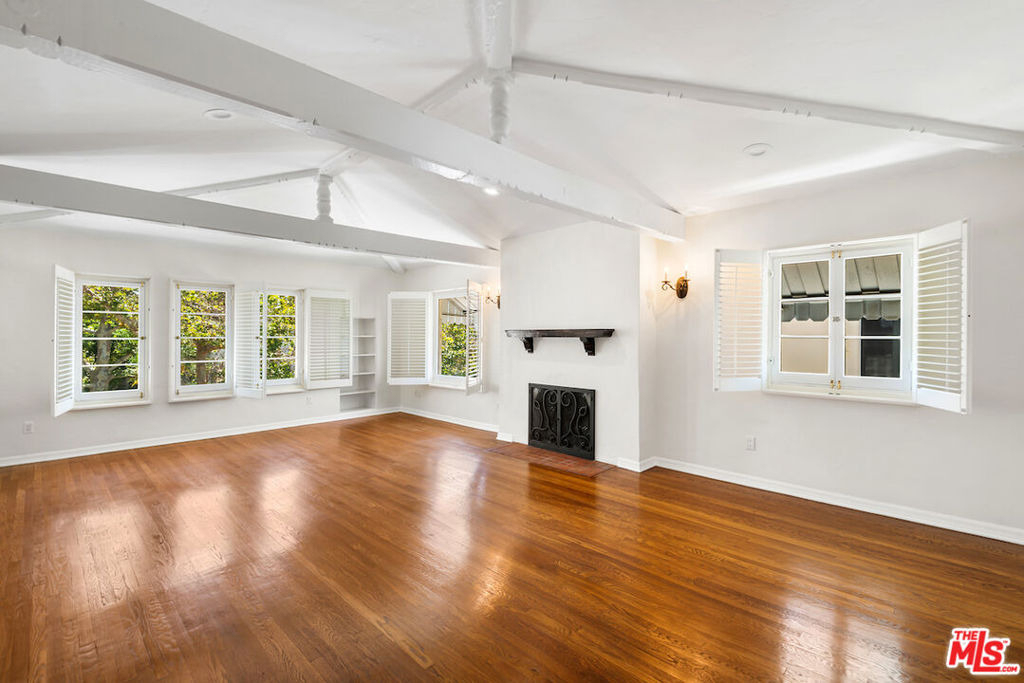 119 N Orange Drive - Photo 5