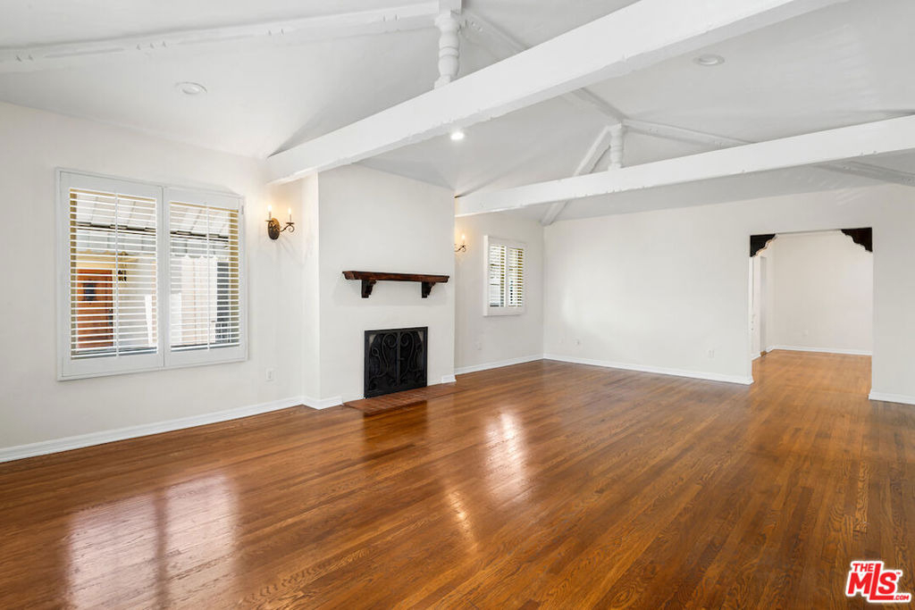 119 N Orange Drive - Photo 6
