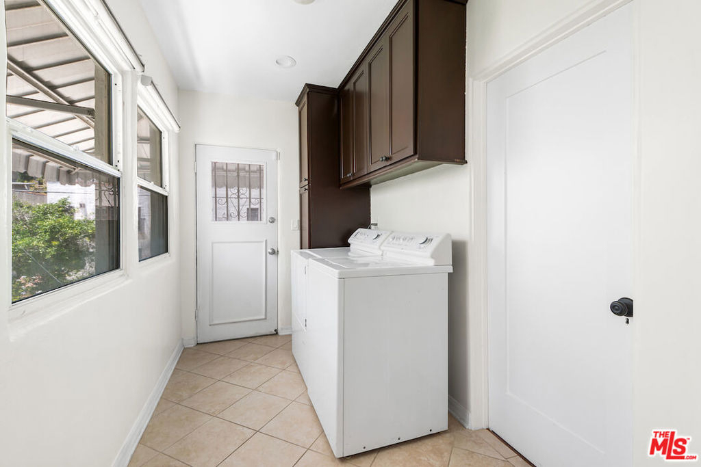 119 N Orange Drive - Photo 24