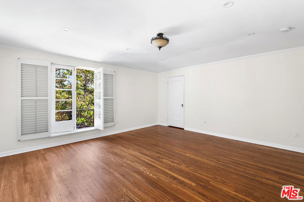 119 N Orange Drive - Photo 19