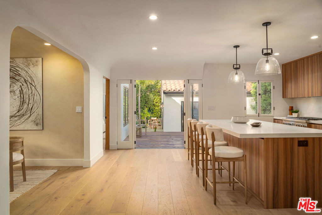 8817 Ashcroft Avenue - Photo 2