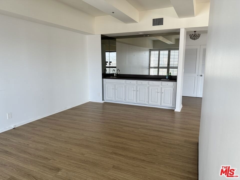 10790 Wilshire Boulevard - Photo 12