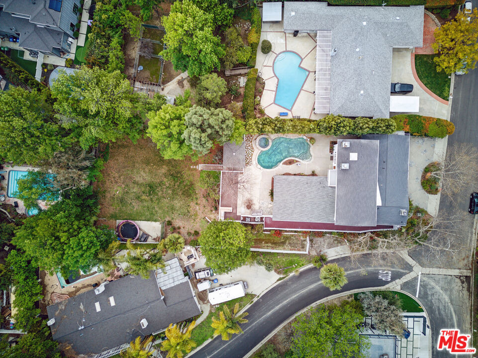 5220 Melvin Avenue - Photo 26