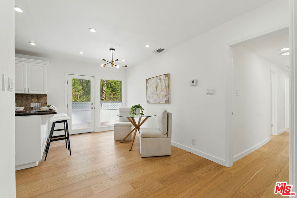 5220 Melvin Avenue - Photo 11