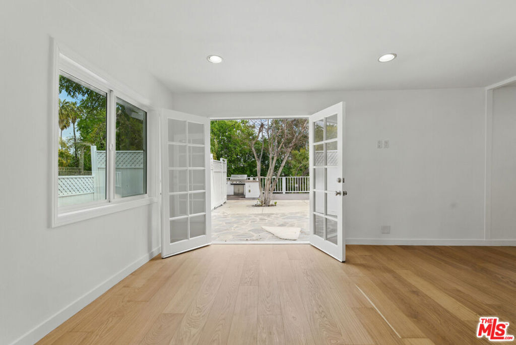 5220 Melvin Avenue - Photo 23
