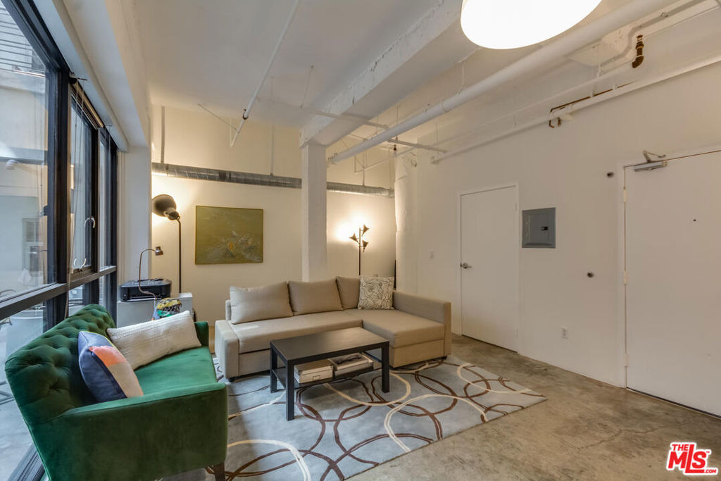 1100 S Grand Avenue - Photo 4