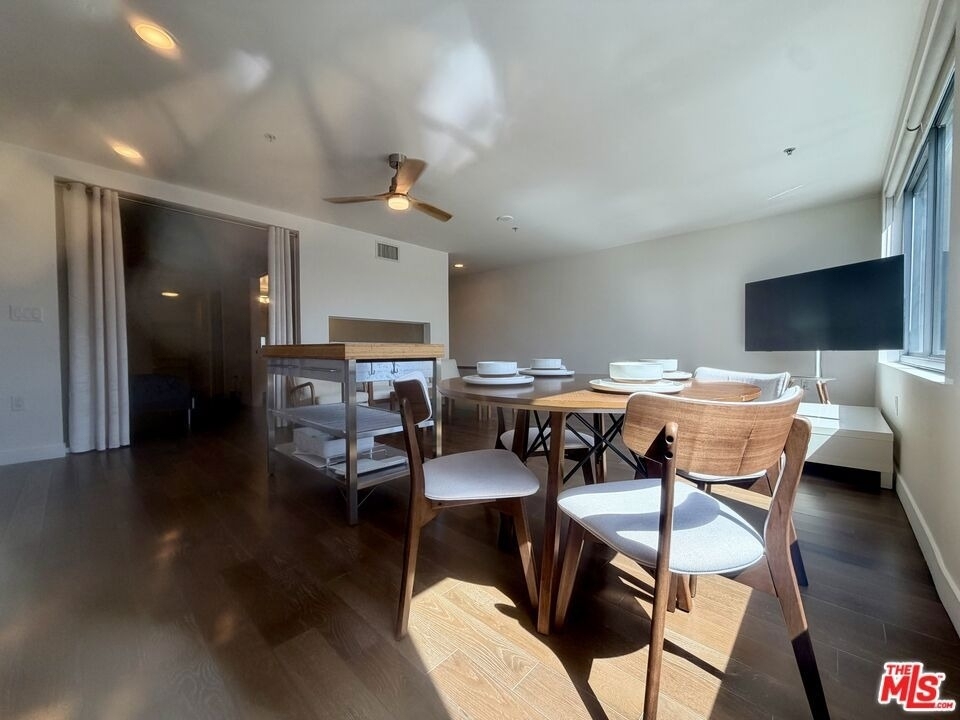 901 S Flower Street - Photo 8