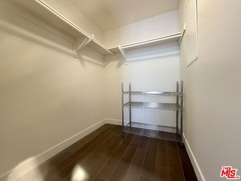 901 S Flower Street - Photo 23