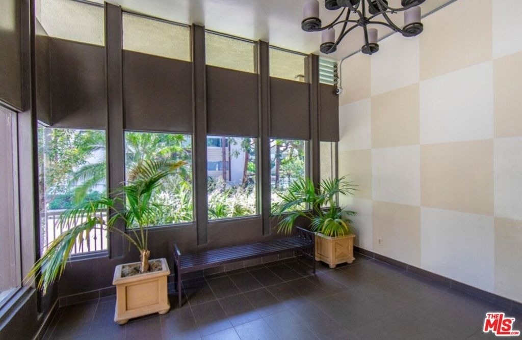 6001 Canterbury Drive - Photo 2