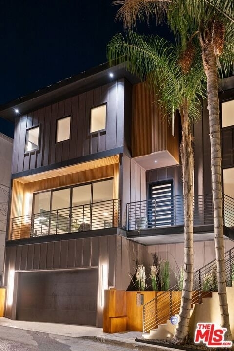 3601 Dixie Canyon Place - Photo 1