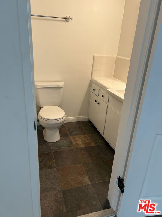 1128 S Oakhurst Drive - Photo 10
