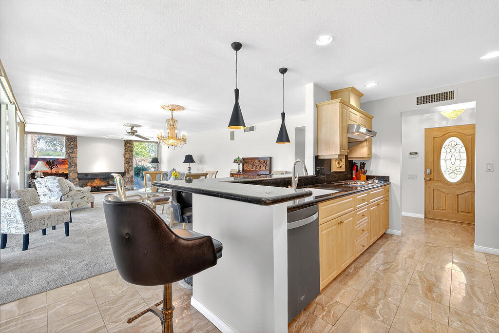 42419 Adams Street - Photo 8