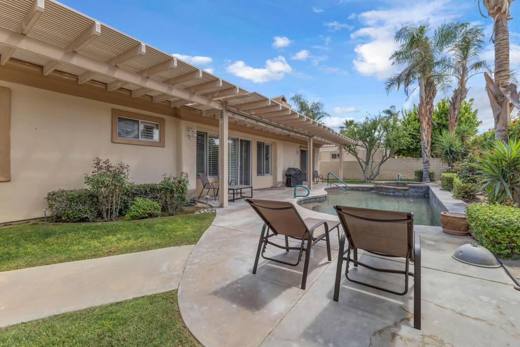 44397 Mesquite Drive - Photo 4