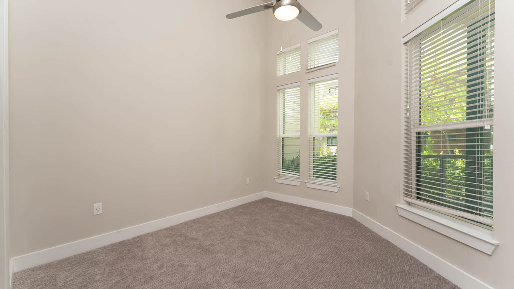 8455 Grace St - Photo 15