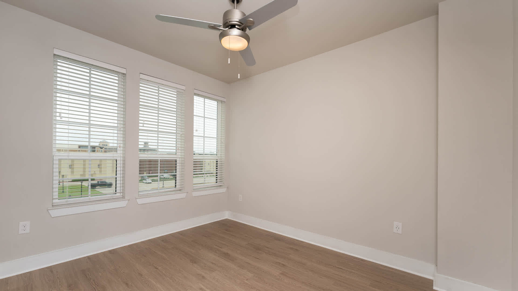 8455 Grace St - Photo 57