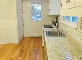 37 Roosevelt Avenue - Photo 2