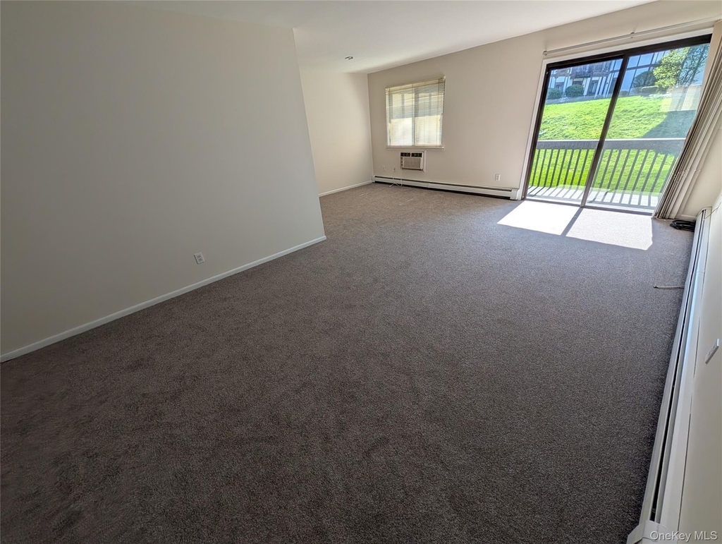 9 Loudon Drive - Photo 3