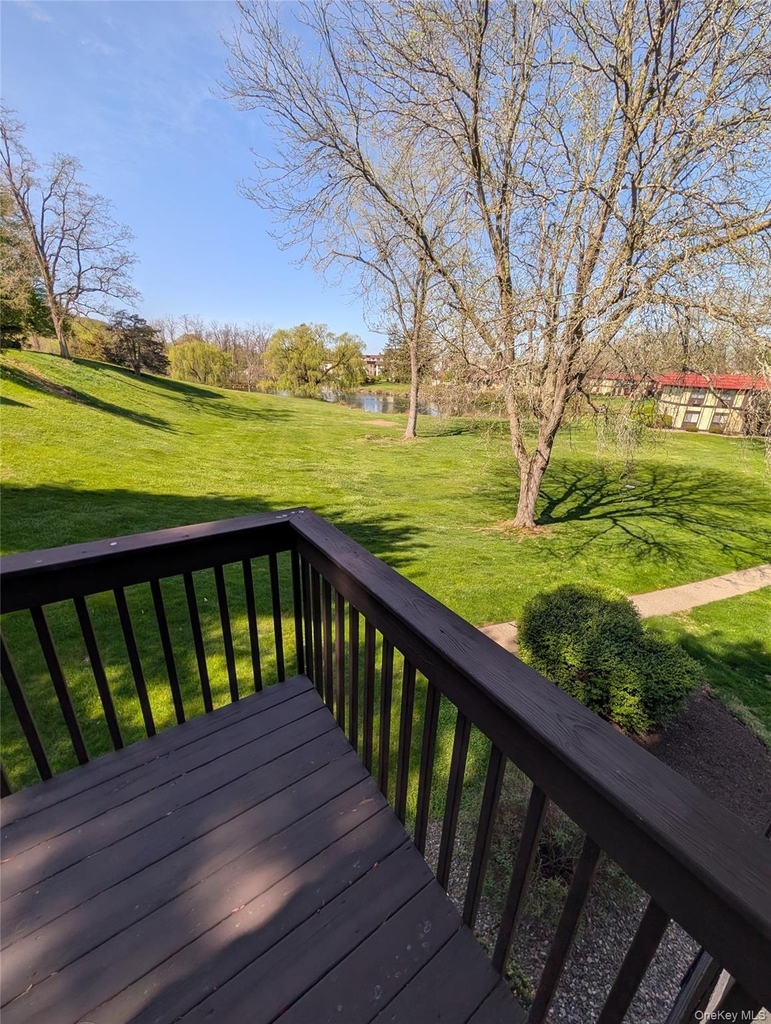 9 Loudon Drive - Photo 17