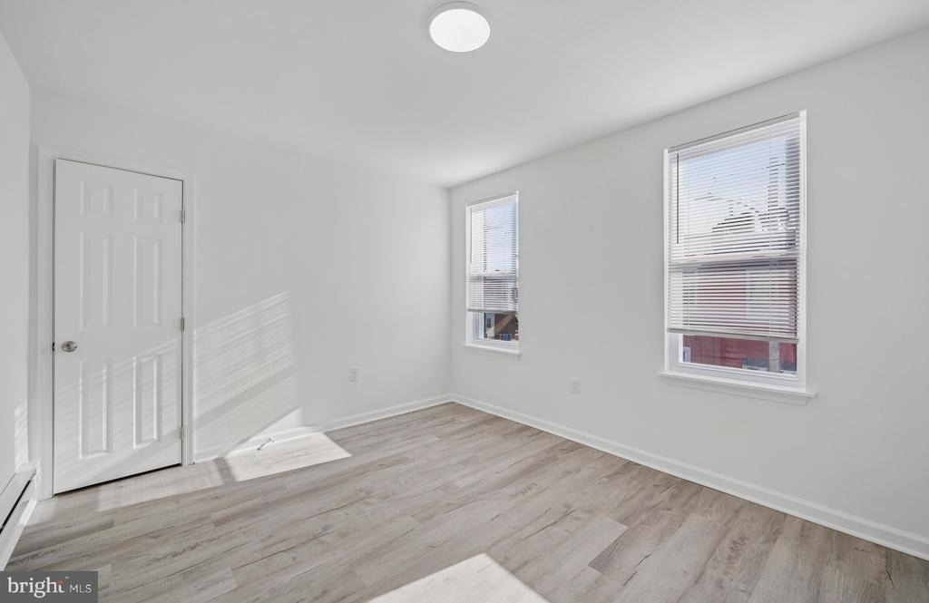 2964 N Taylor Street - Photo 4