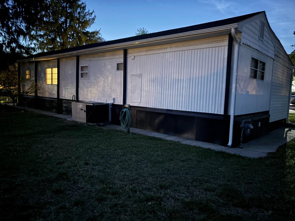 601 Sherwood Place - Photo 4