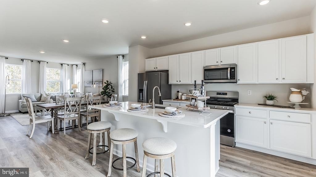 228 Macoun Way - Photo 2
