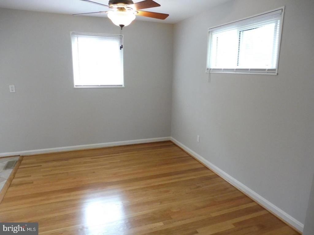 11501 Monongahela Drive - Photo 2