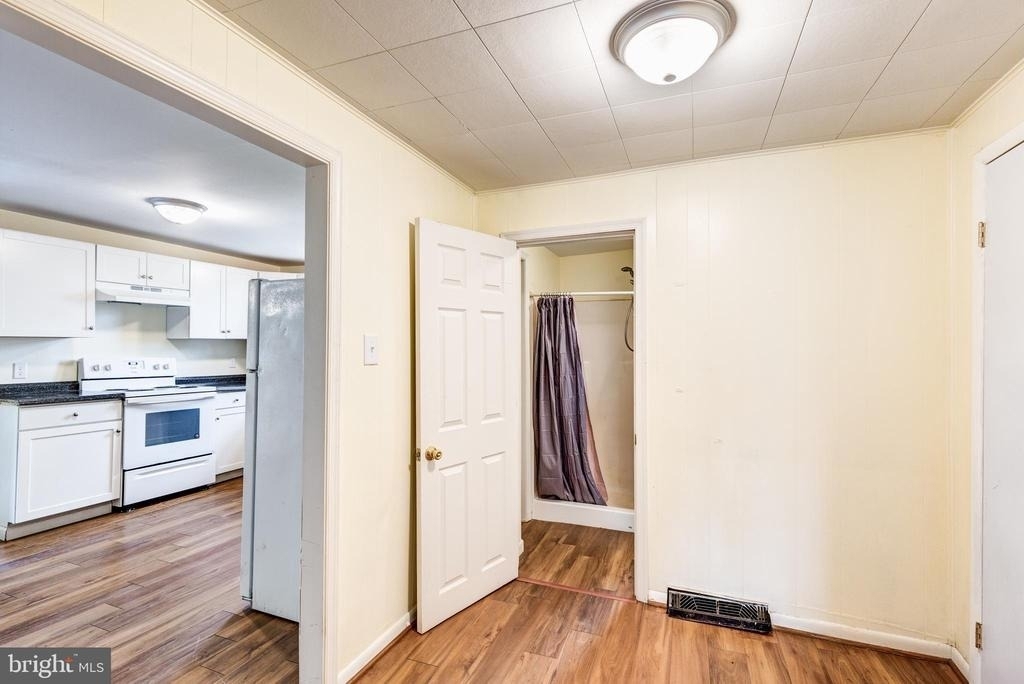 3868 Sykesville Road - Photo 16