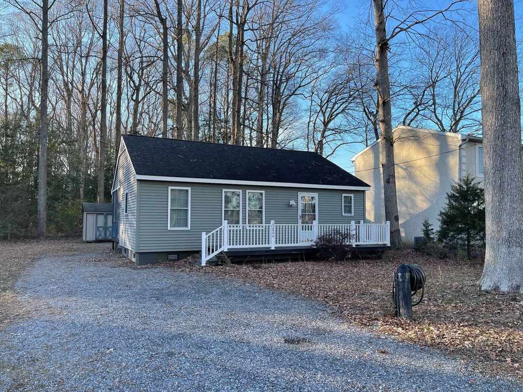 22806 Sycamore Drive - Photo 2