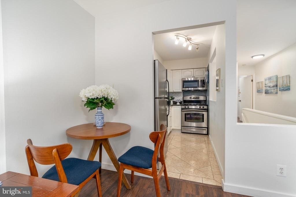 1245 13th Street Nw - Photo 3