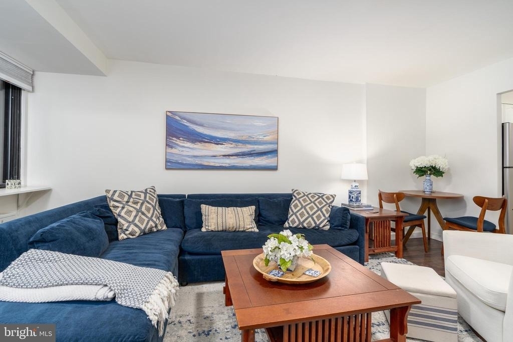 1245 13th Street Nw - Photo 2