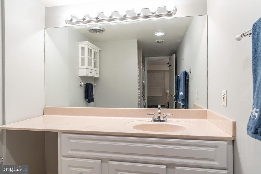 1245 13th Street Nw - Photo 15