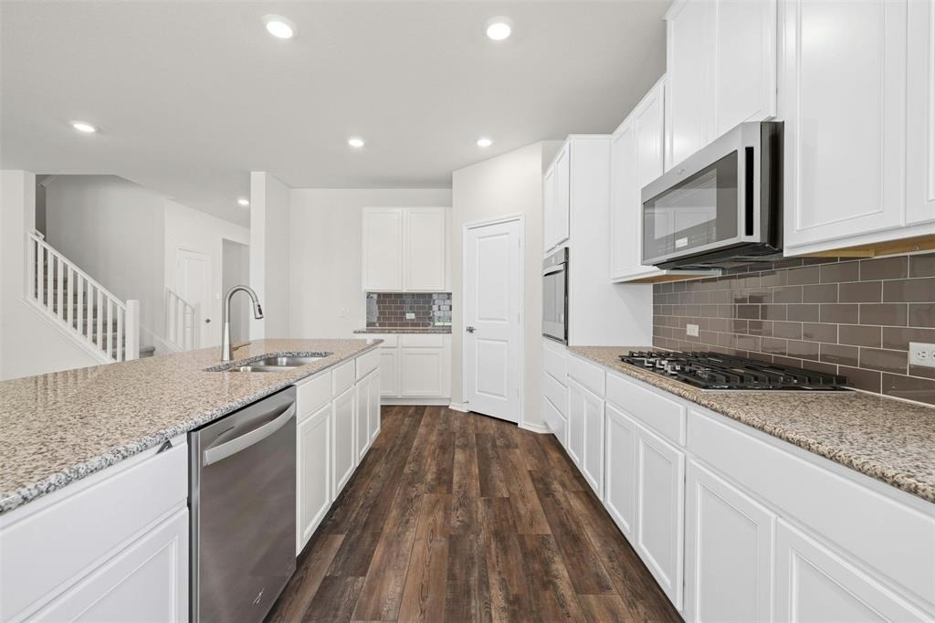 3643 Sorriso Ln - Photo 3