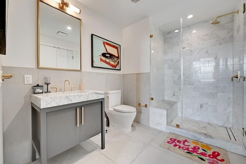 70 Rainey St - Photo 16