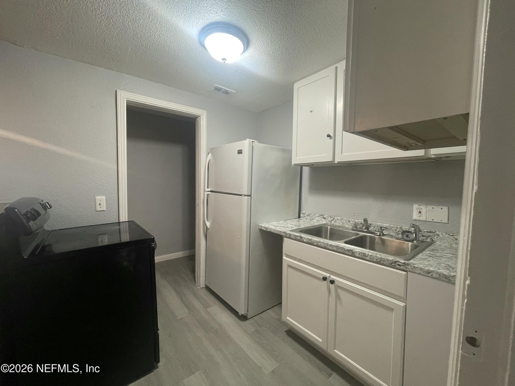 1834 Meharry Avenue - Photo 4