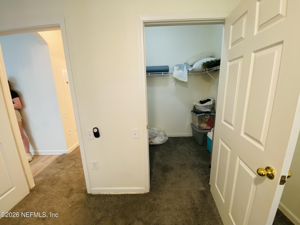 10550 Baymeadows Road - Photo 14