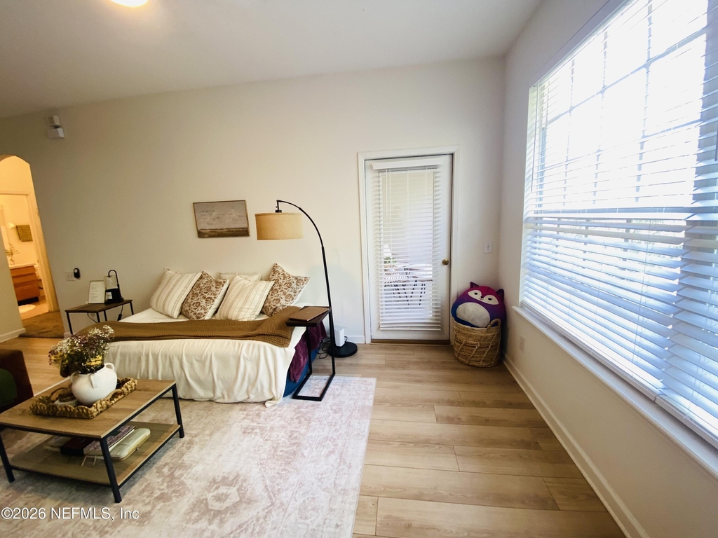10550 Baymeadows Road - Photo 4