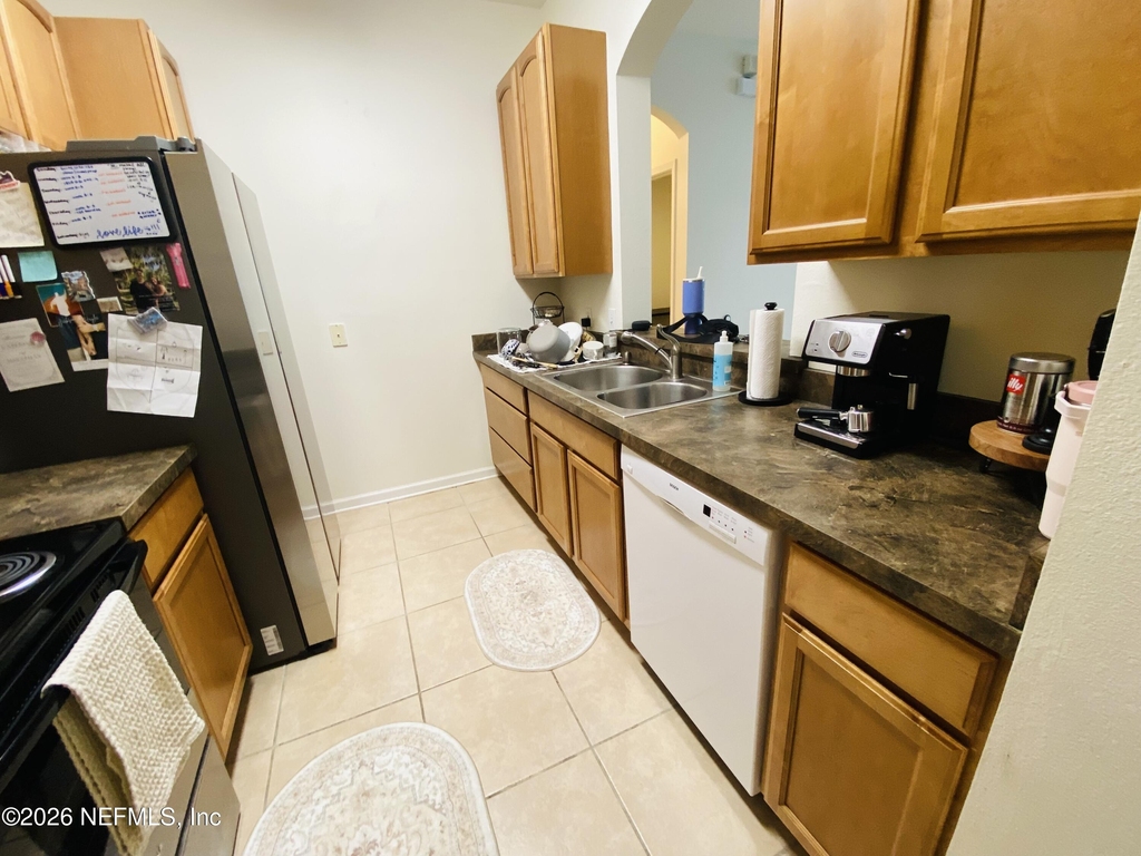 10550 Baymeadows Road - Photo 5