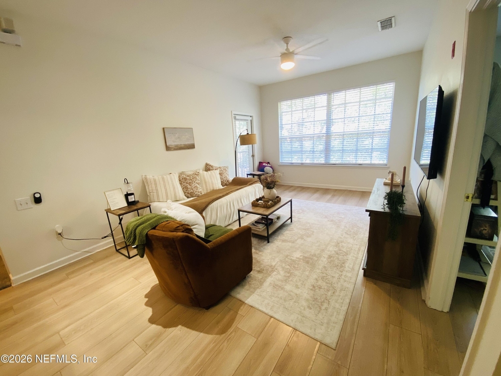 10550 Baymeadows Road - Photo 2
