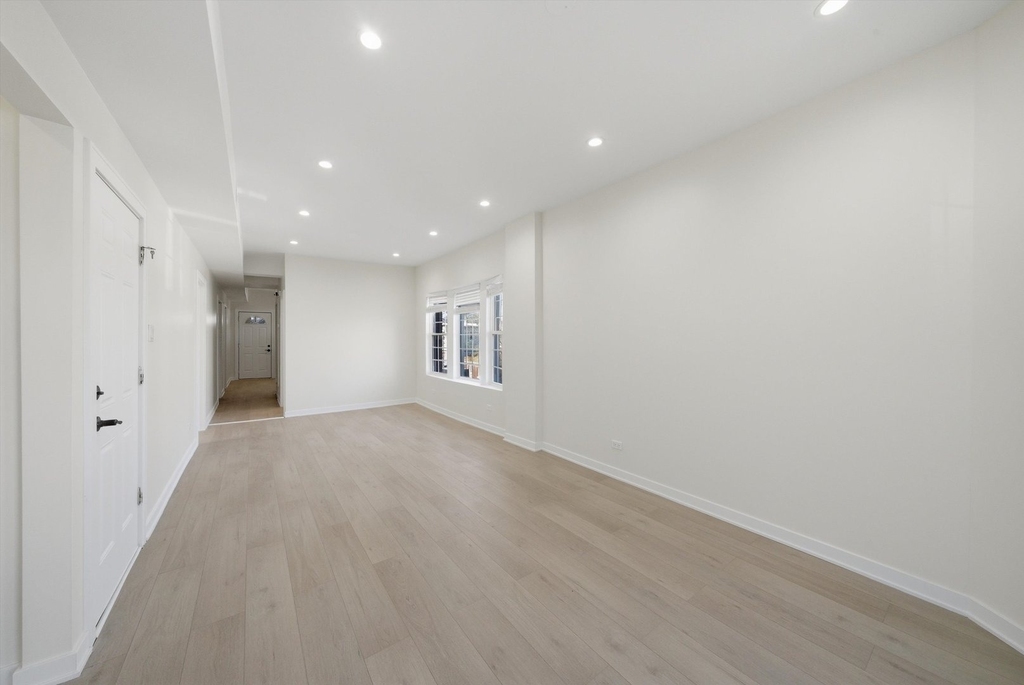 4957 W Superior Street - Photo 12