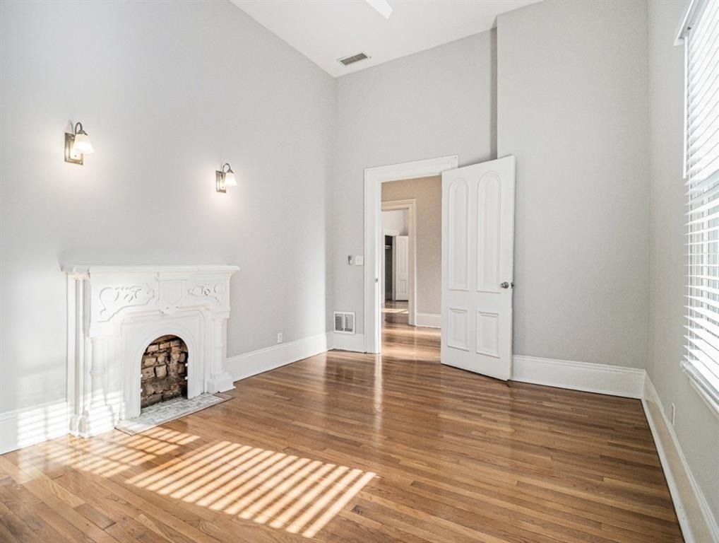 74 Boulevard Se - Photo 3