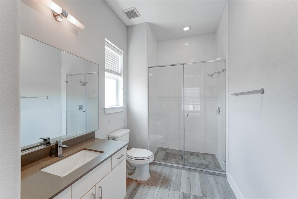 8409 Hempstead Road - Photo 9