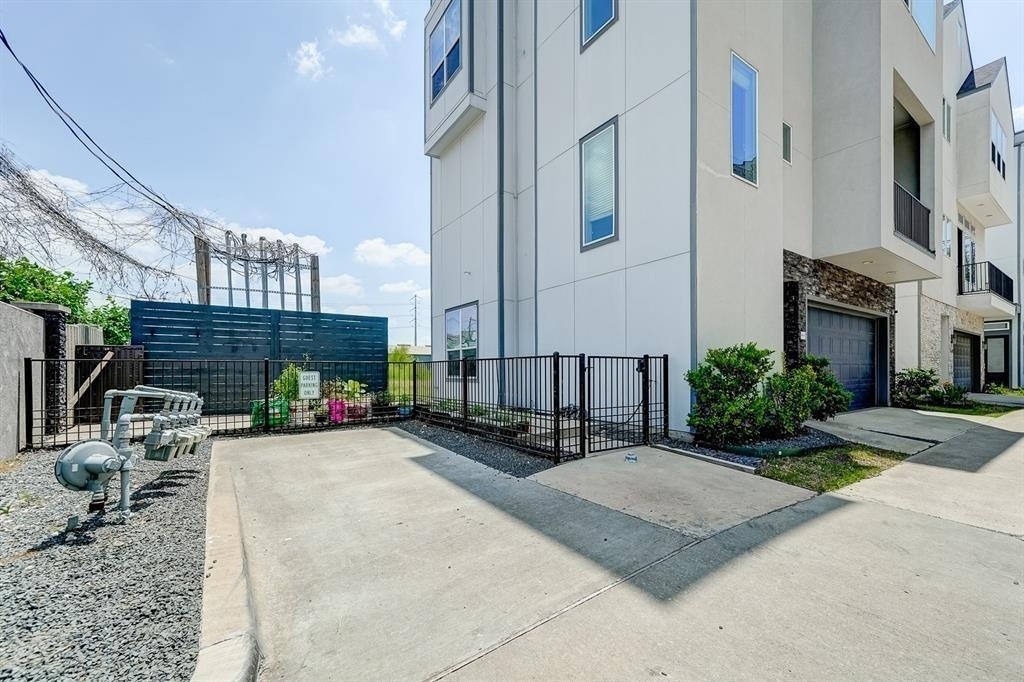 8409 Hempstead Road - Photo 1