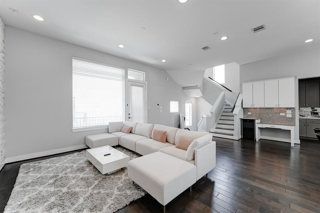 8409 Hempstead Road - Photo 14