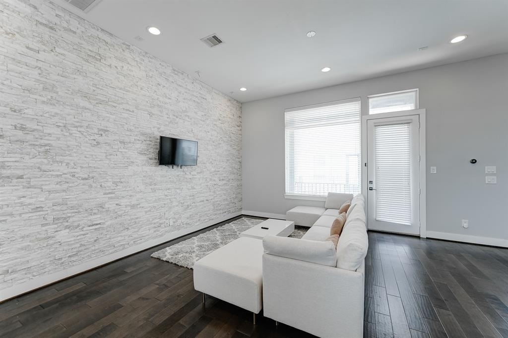 8409 Hempstead Road - Photo 13