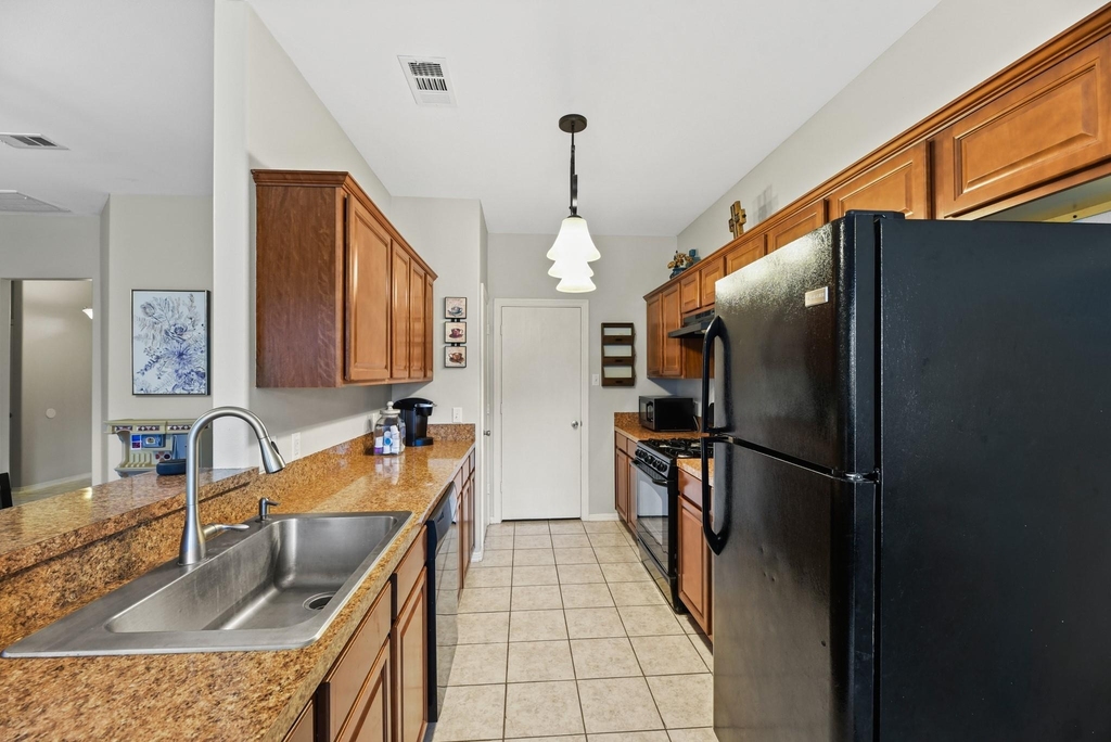 32018 Anne Lane - Photo 5