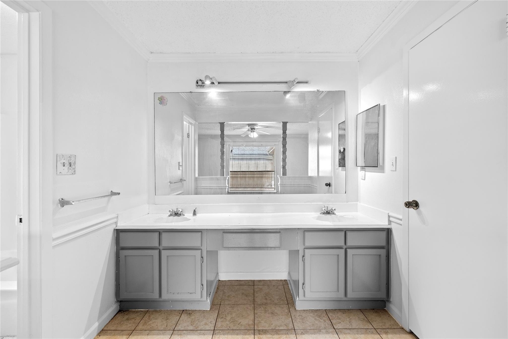 6327 Lynkat Lane - Photo 14