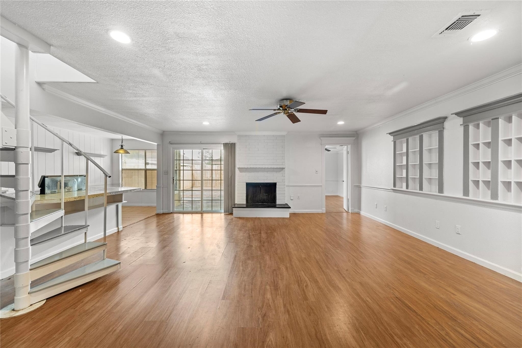 6327 Lynkat Lane - Photo 6